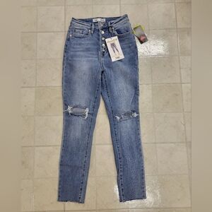 NWT YMI Dream High Rise Distressed Skinny Ankle Jeans Size 7